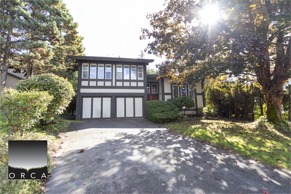 **Charming 5BR/5BA West Side Vancouver Retreat**